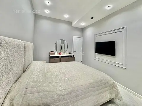 Satılır 2 otaqlı yeni tikili 90 m²