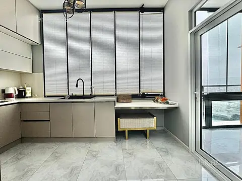 Satılır 2 otaqlı yeni tikili 90 m²