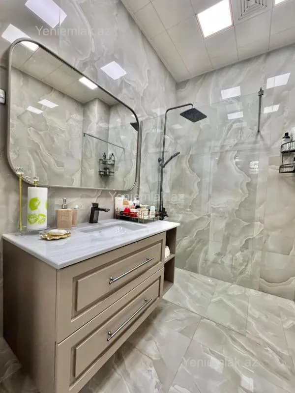 Satılır 2 otaqlı yeni tikili 90 m²