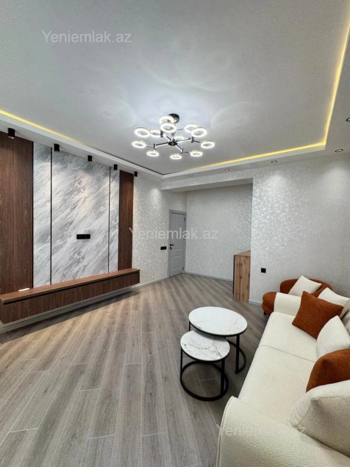 Satılır 2 otaqlı yeni tikili 83 m²