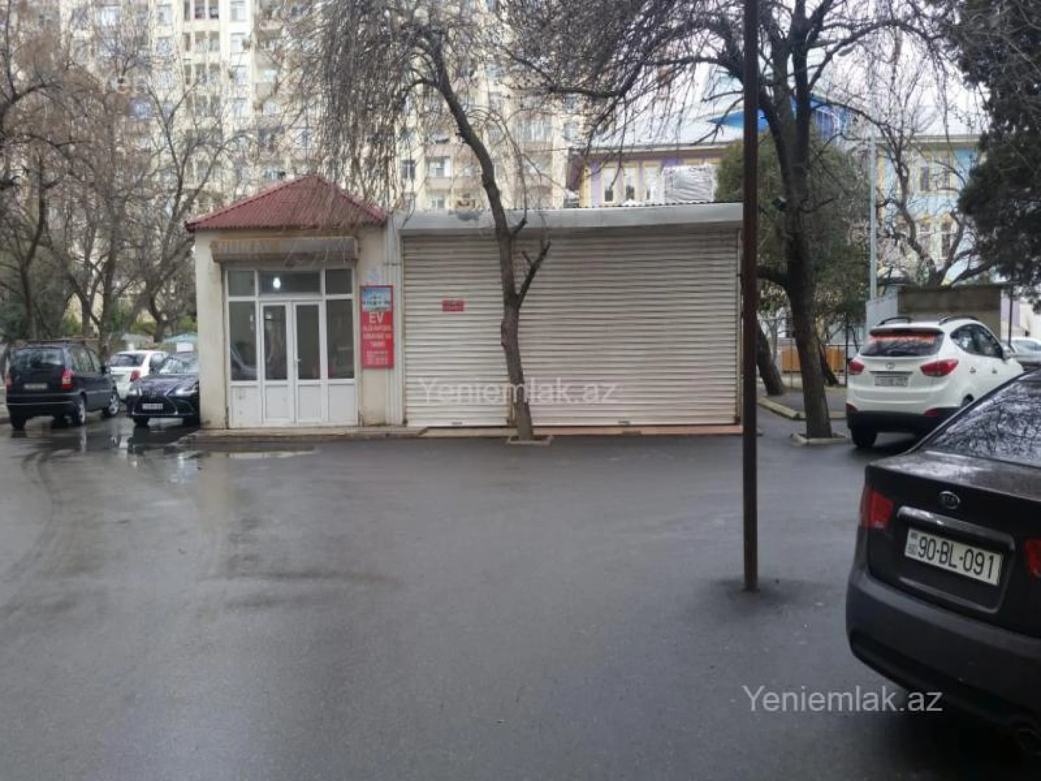 Satılır 4 otaqlı obyekt 38 m²