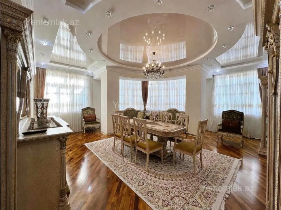 Satılır 4 otaqlı yeni tikili 220 m²