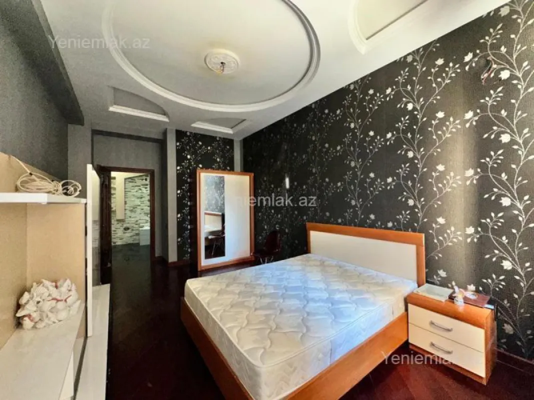 Satılır 4 otaqlı yeni tikili 205 m²