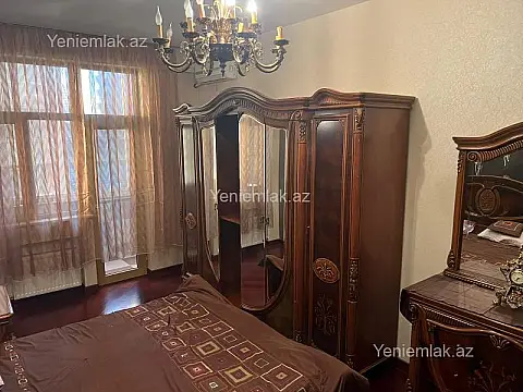 Satılır 4 otaqlı yeni tikili 205 m²