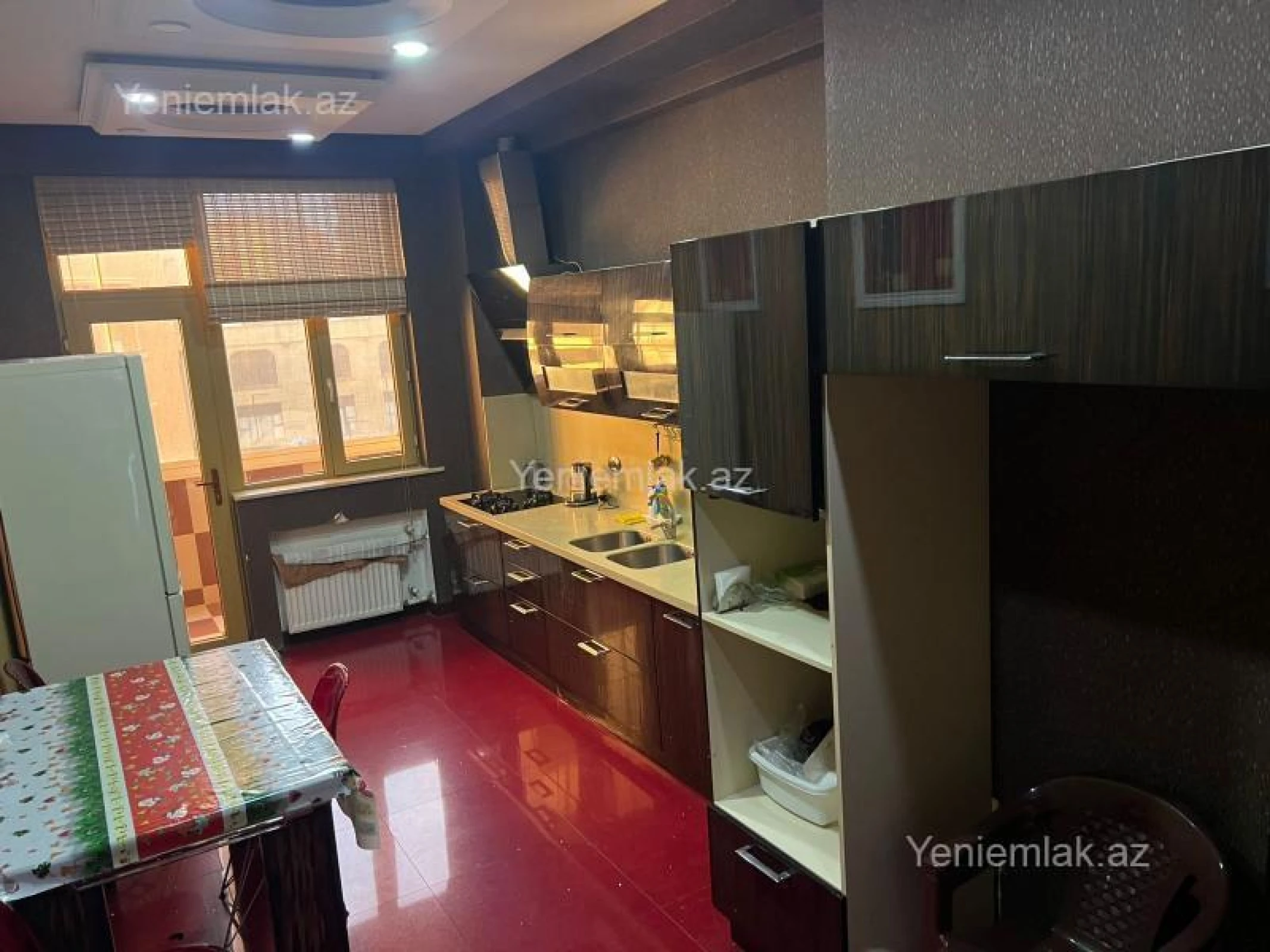 Satılır 4 otaqlı yeni tikili 205 m²