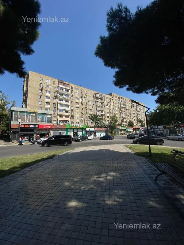 Satılır 2 otaqlı köhnə tikili 60 m²