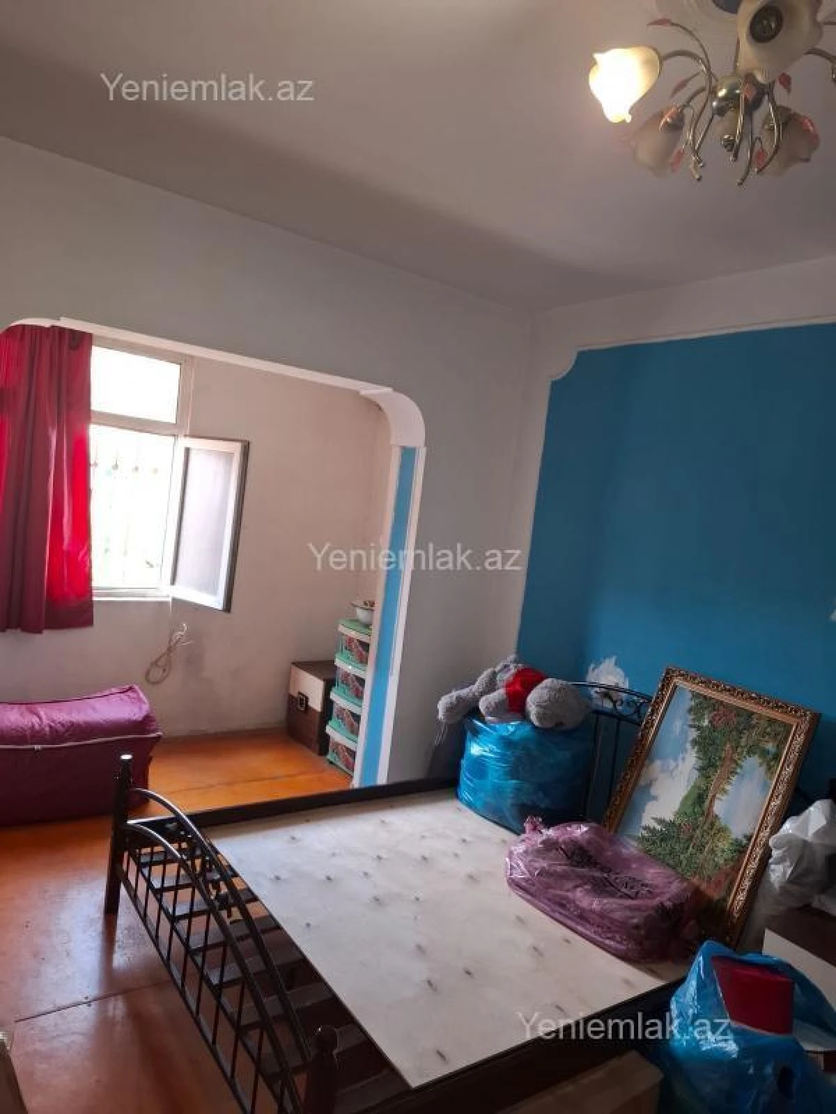 Satılır 2 otaqlı köhnə tikili 60 m²