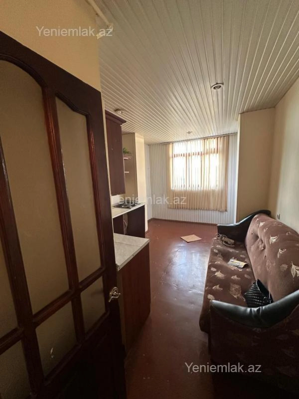 Satılır 2 otaqlı köhnə tikili 55 m²