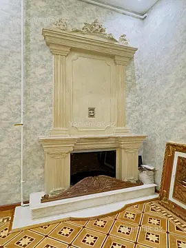 Satılır 5 otaqlı köhnə tikili 250 m²