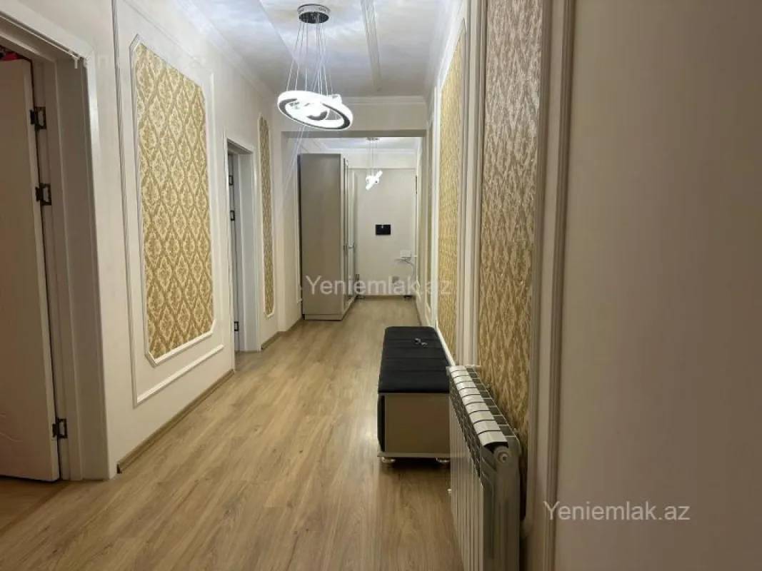 Satılır 3 otaqlı yeni tikili 120 m²
