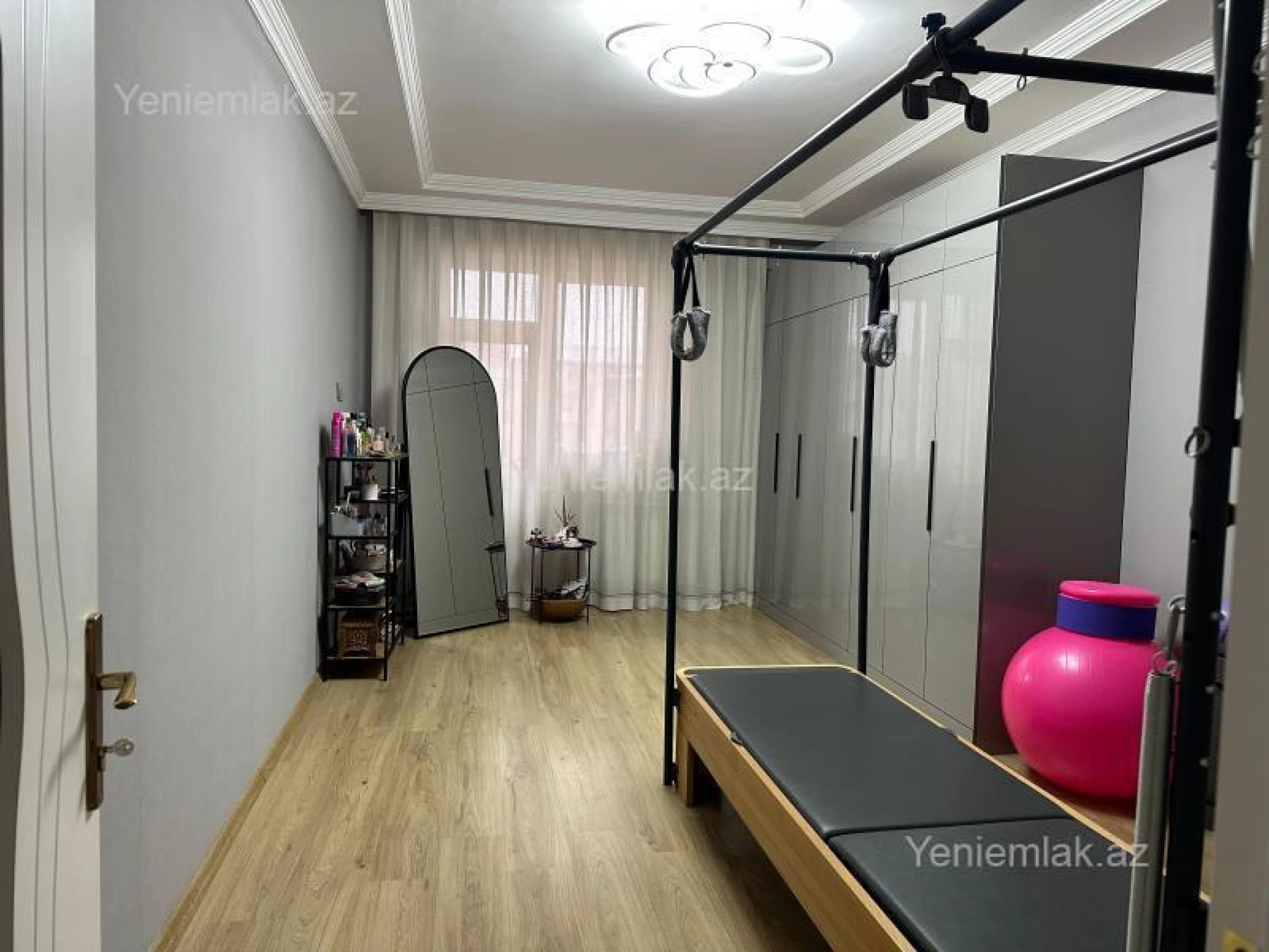 Satılır 3 otaqlı yeni tikili 120 m²