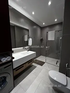 Satılır 2 otaqlı yeni tikili 76 m²