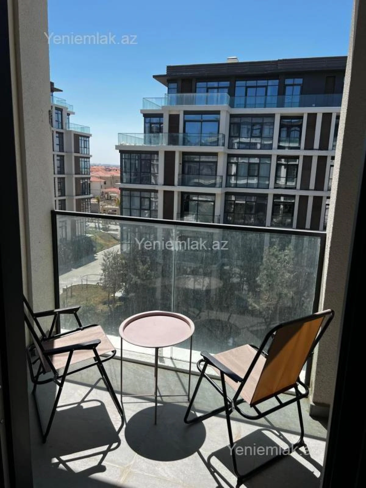 Satılır 2 otaqlı yeni tikili 76 m²