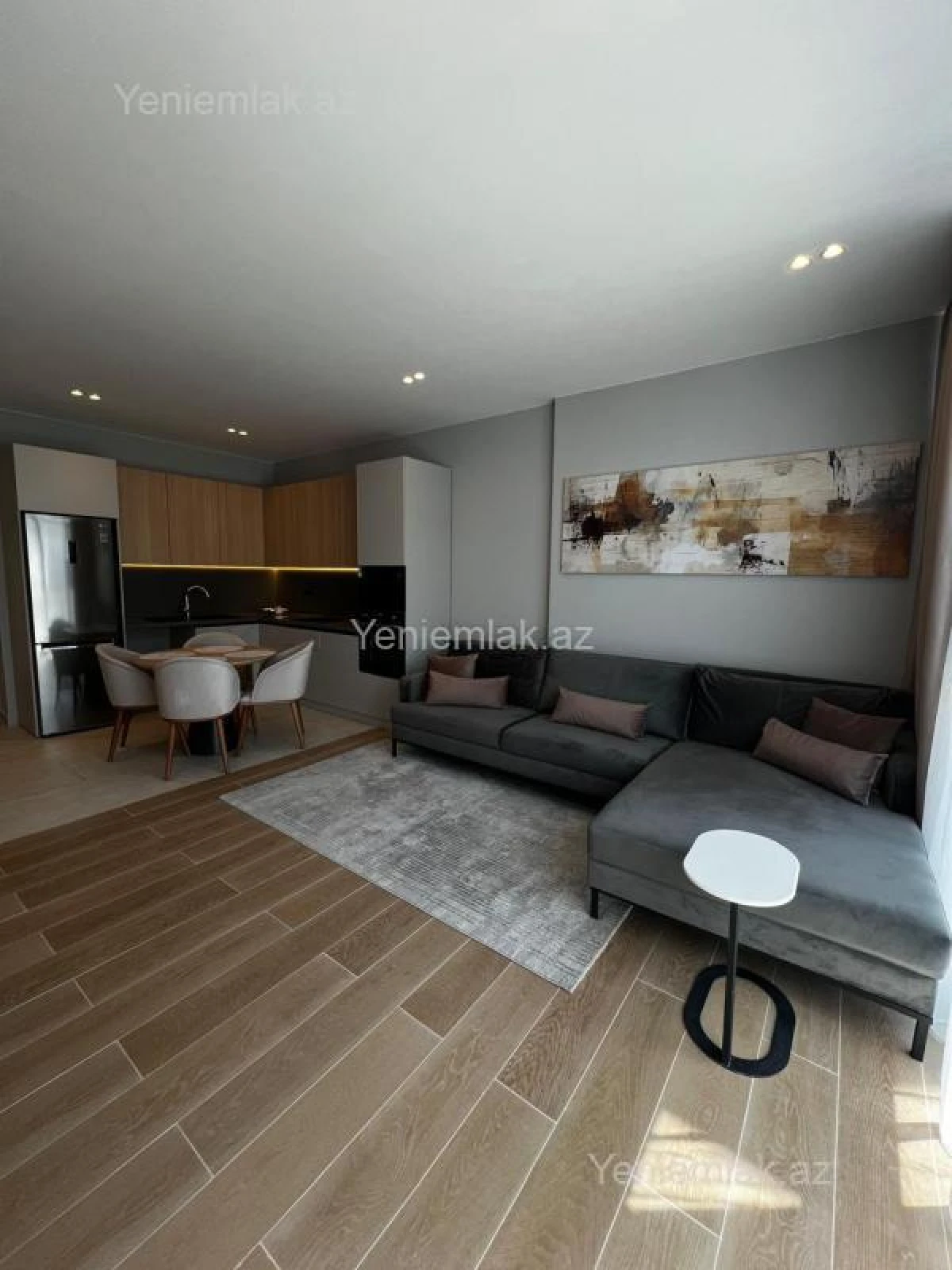 Satılır 2 otaqlı yeni tikili 76 m²