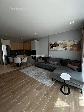 Satılır 2 otaqlı yeni tikili 76 m²
