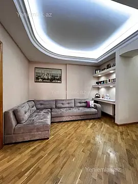 Satılır 3 otaqlı yeni tikili 165 m²