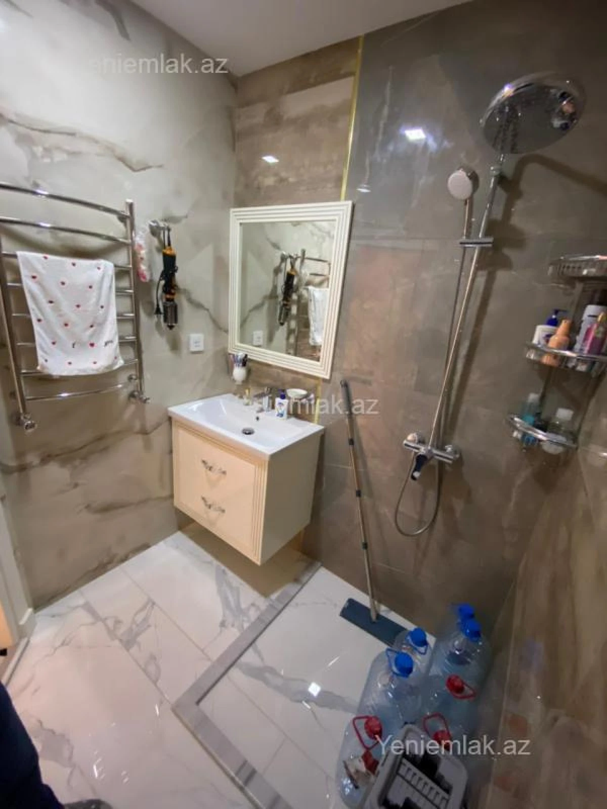 Satılır 3 otaqlı yeni tikili 112 m²