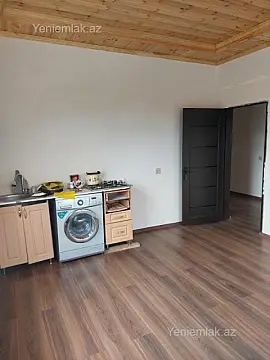 Satılır 3 otaqlı həyət evi 130 m²