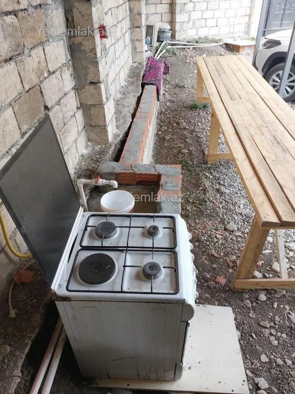 Satılır 3 otaqlı həyət evi 130 m²