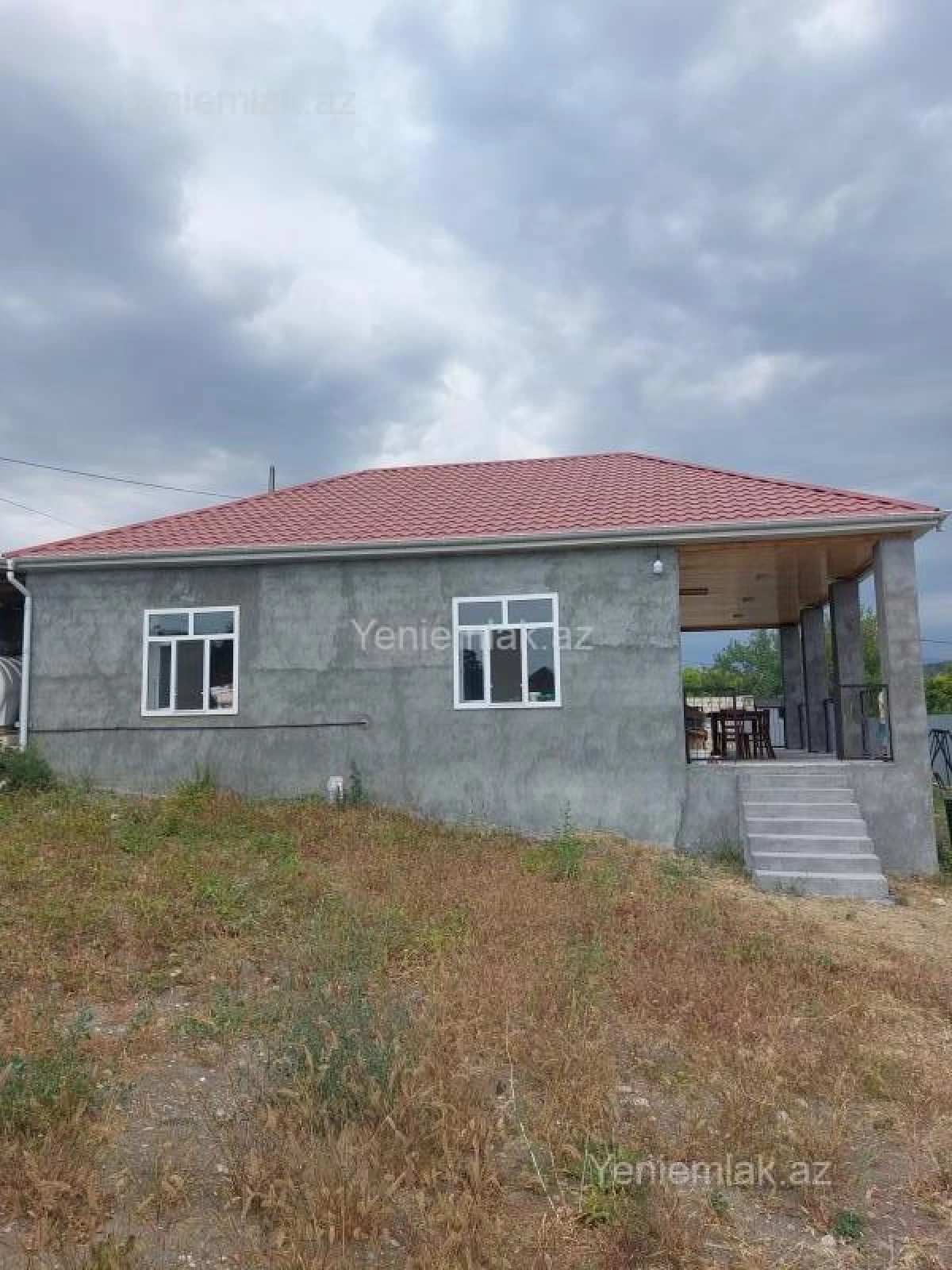 Satılır 3 otaqlı həyət evi 130 m²