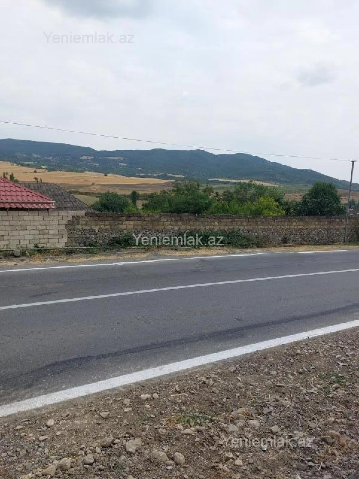 Satılır 3 otaqlı həyət evi 130 m²