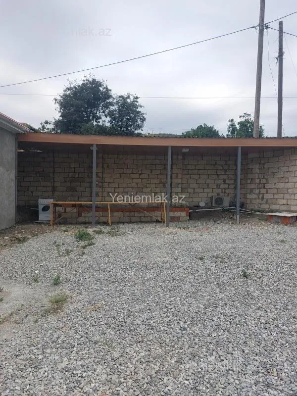 Satılır 3 otaqlı həyət evi 130 m²
