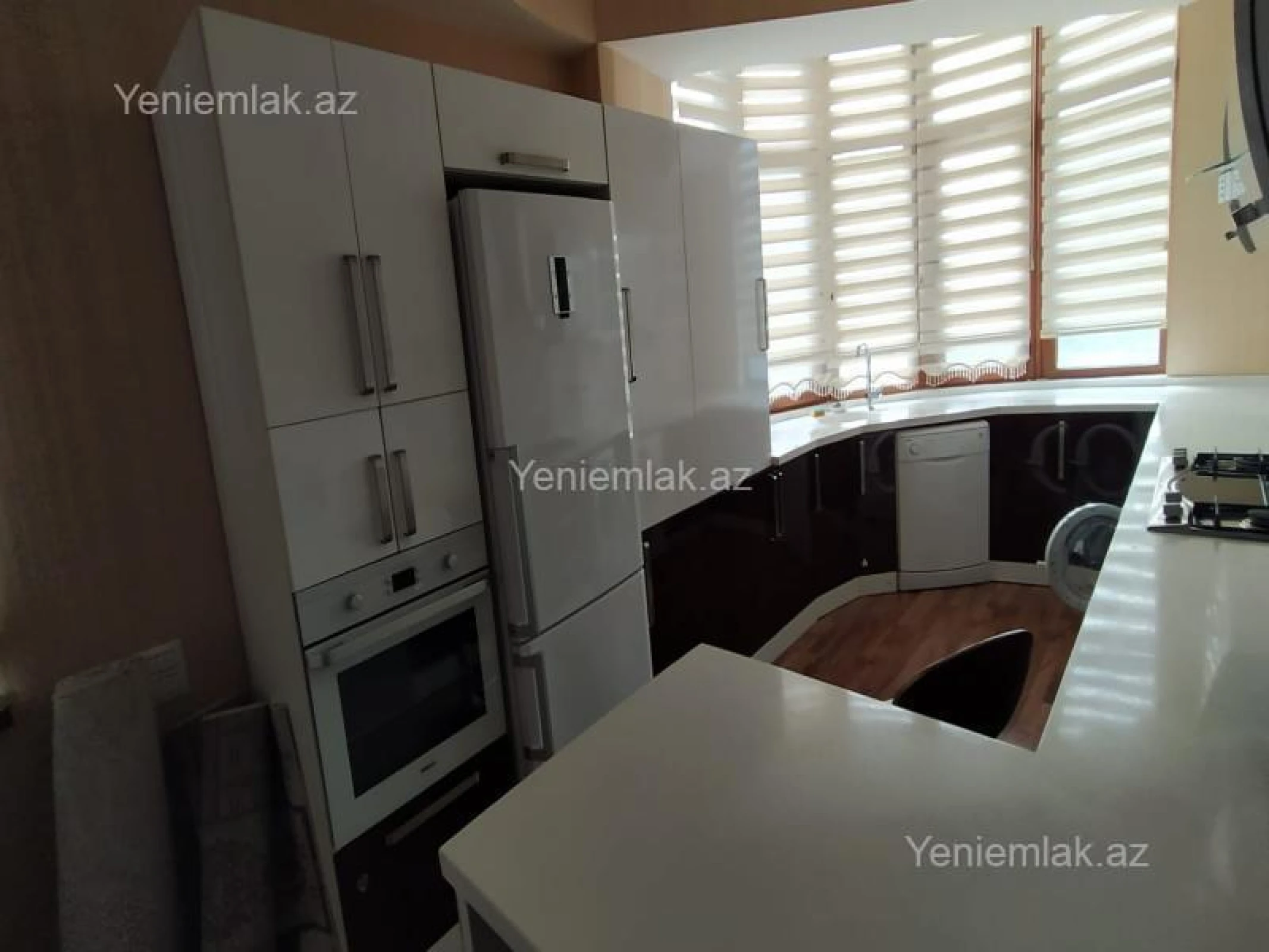 Satılır 3 otaqlı yeni tikili 92 m²