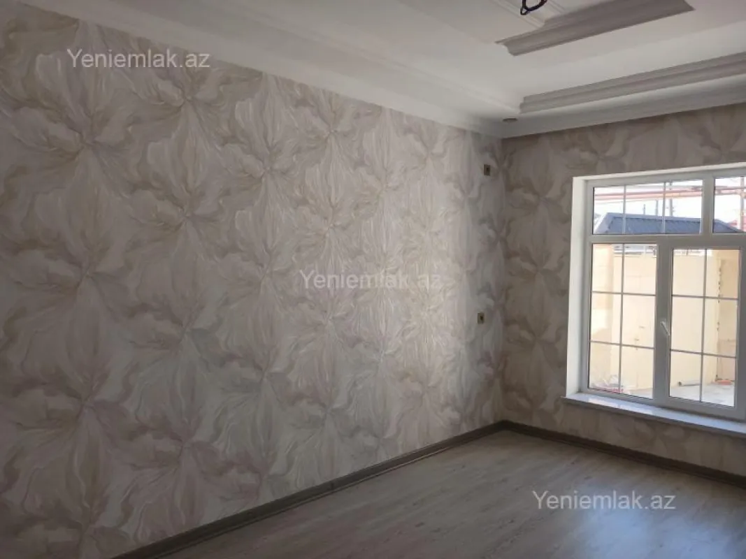 Satılır 5 otaqlı həyət evi 140 m²