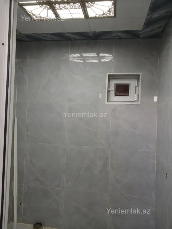 Satılır 5 otaqlı həyət evi 140 m²