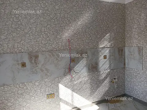 Satılır 5 otaqlı həyət evi 140 m²