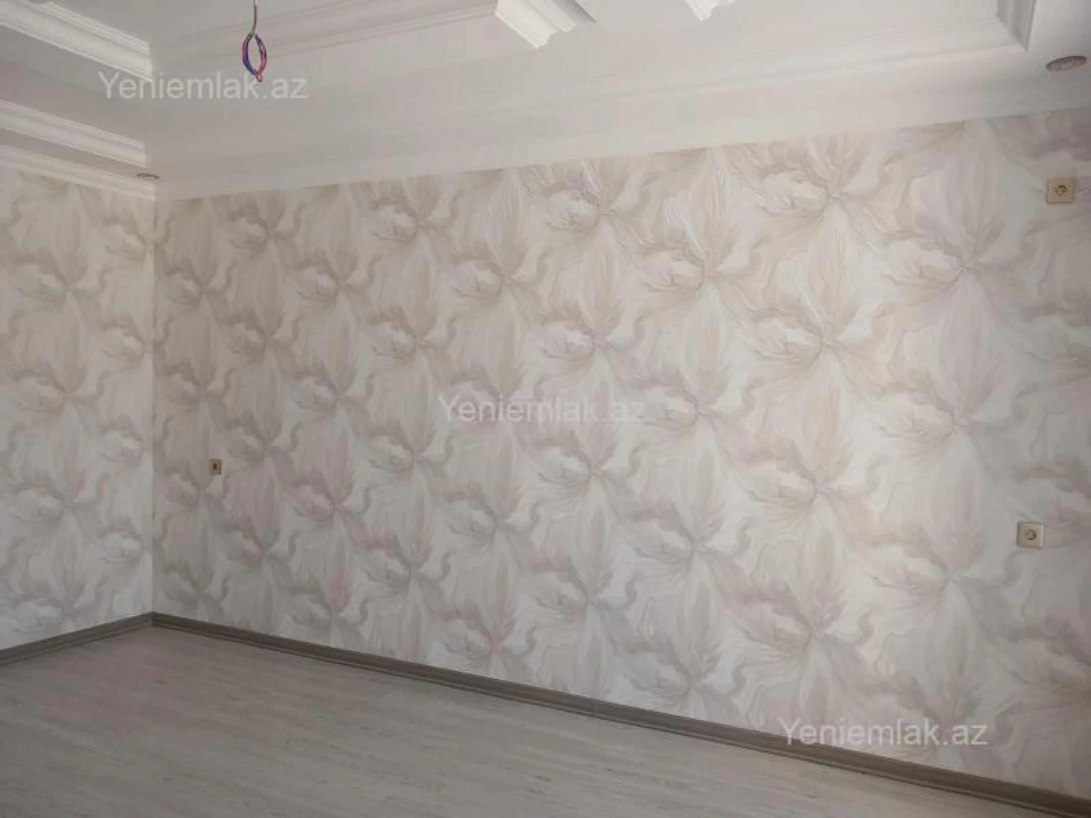 Satılır 5 otaqlı həyət evi 140 m²