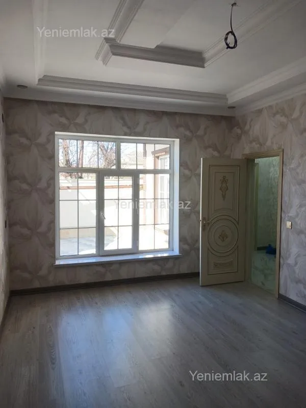 Satılır 5 otaqlı həyət evi 140 m²