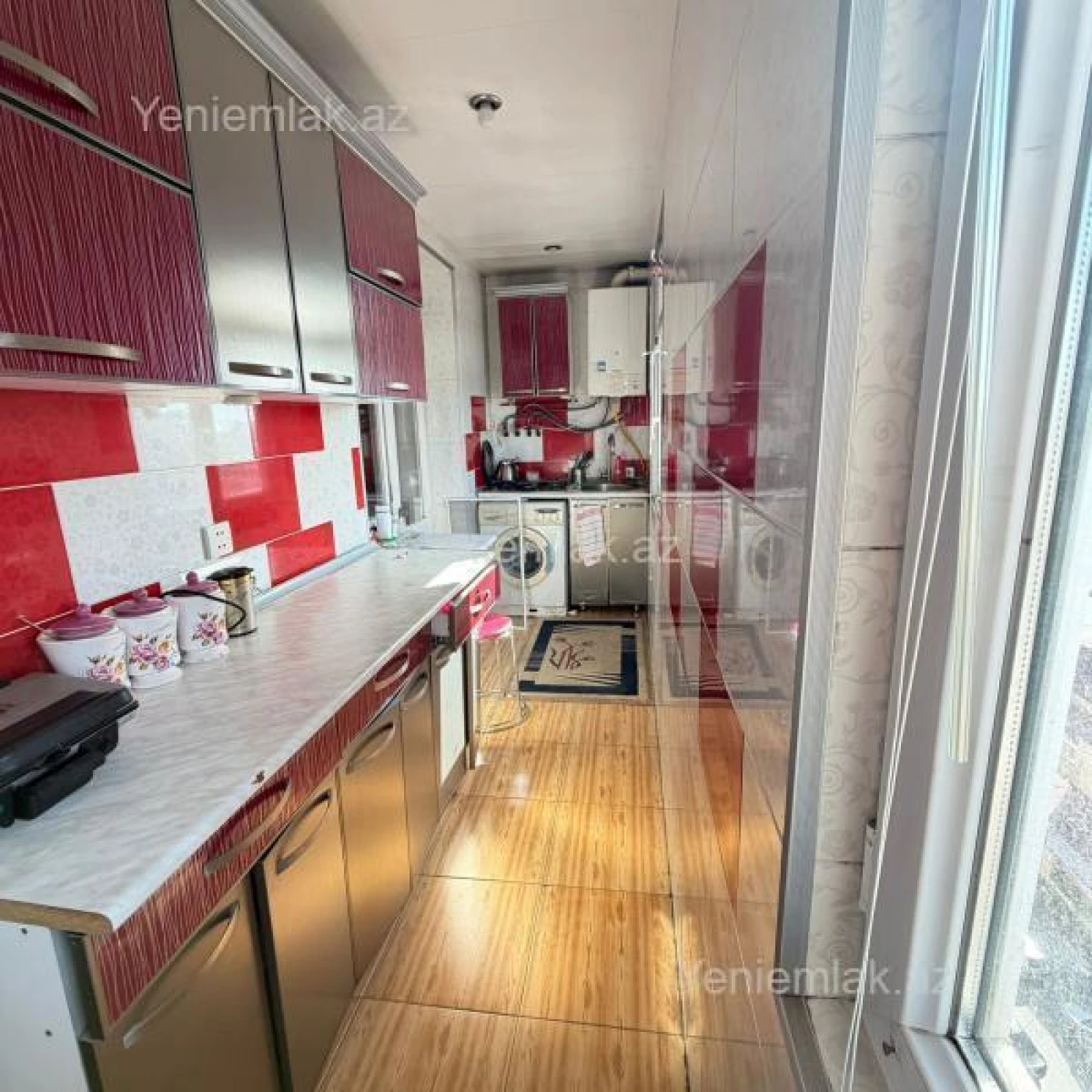 Satılır 3 otaqlı köhnə tikili 60 m²