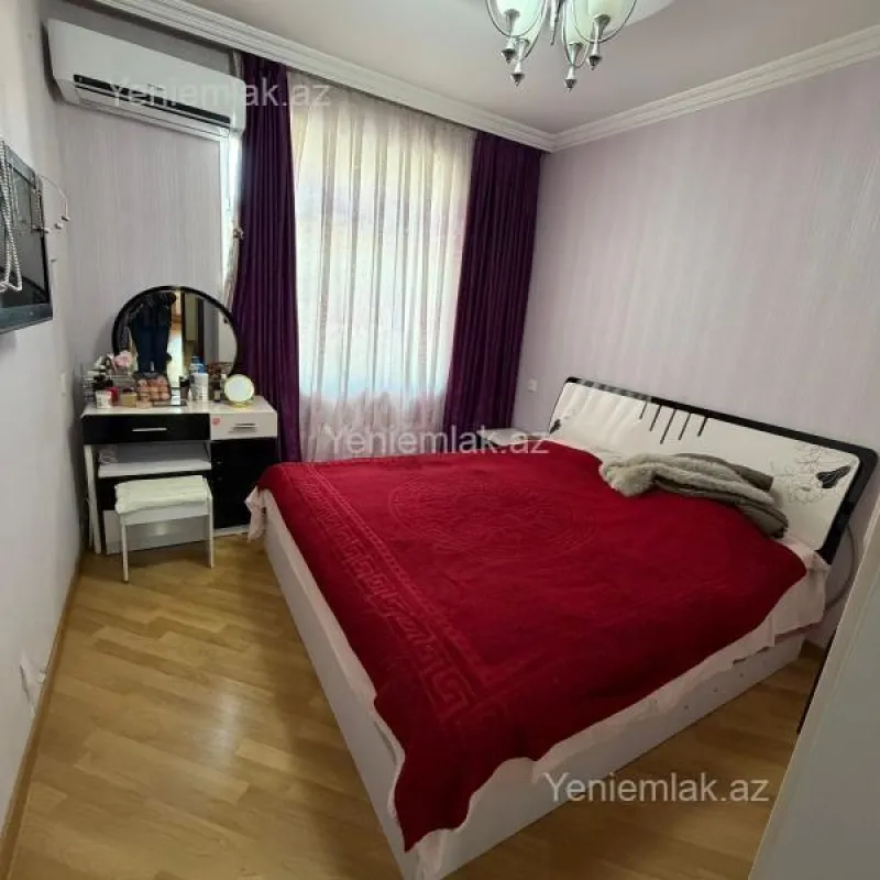 Satılır 3 otaqlı köhnə tikili 60 m²