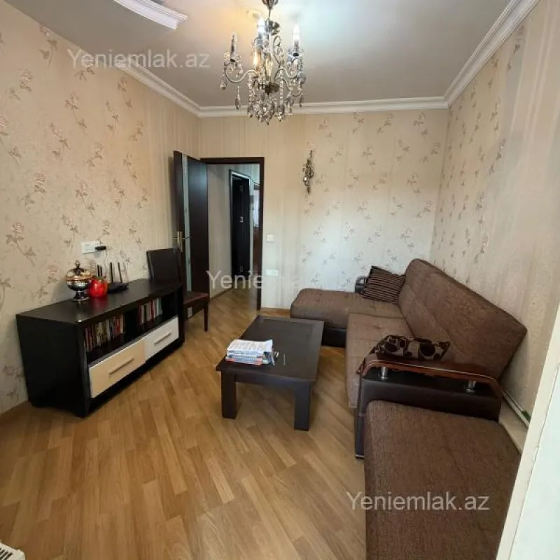 Satılır 3 otaqlı köhnə tikili 60 m²