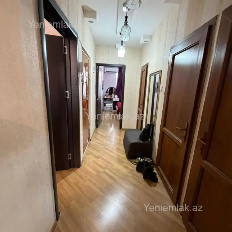 Satılır 3 otaqlı köhnə tikili 60 m²