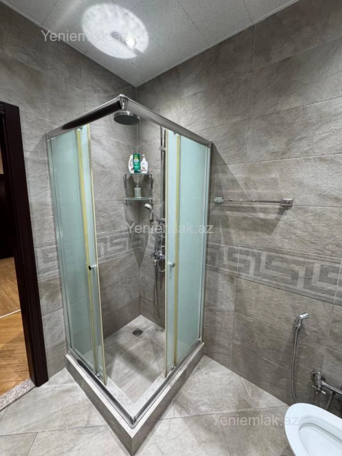 Satılır 4 otaqlı yeni tikili 200 m²