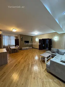 Satılır 4 otaqlı yeni tikili 200 m²