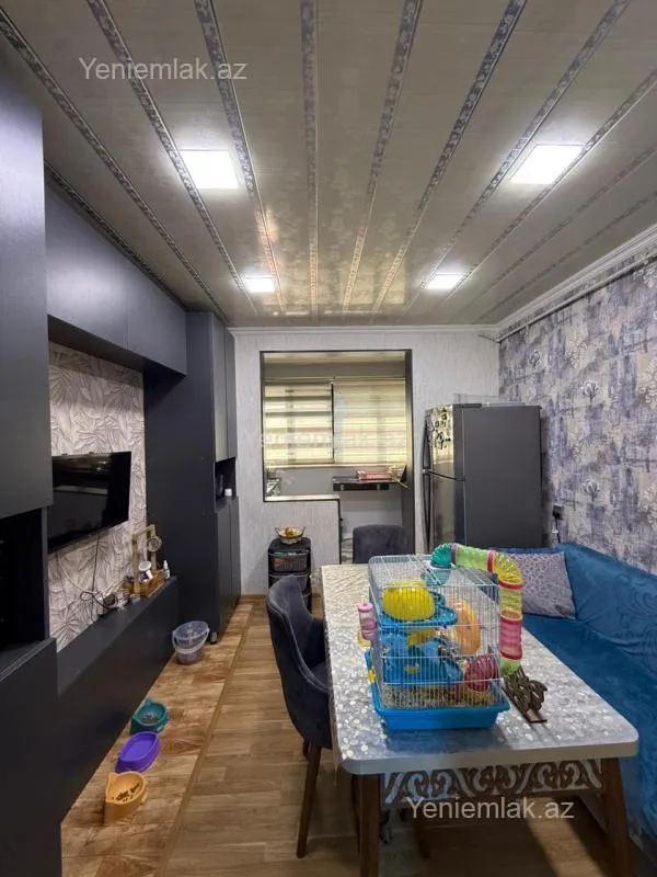 Satılır 3 otaqlı köhnə tikili 60 m²