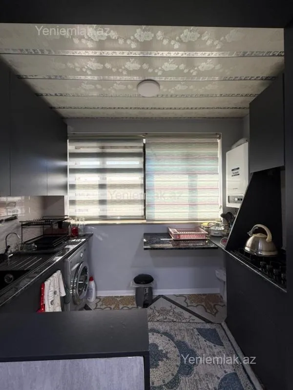 Satılır 3 otaqlı köhnə tikili 60 m²