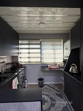 Satılır 3 otaqlı köhnə tikili 60 m²