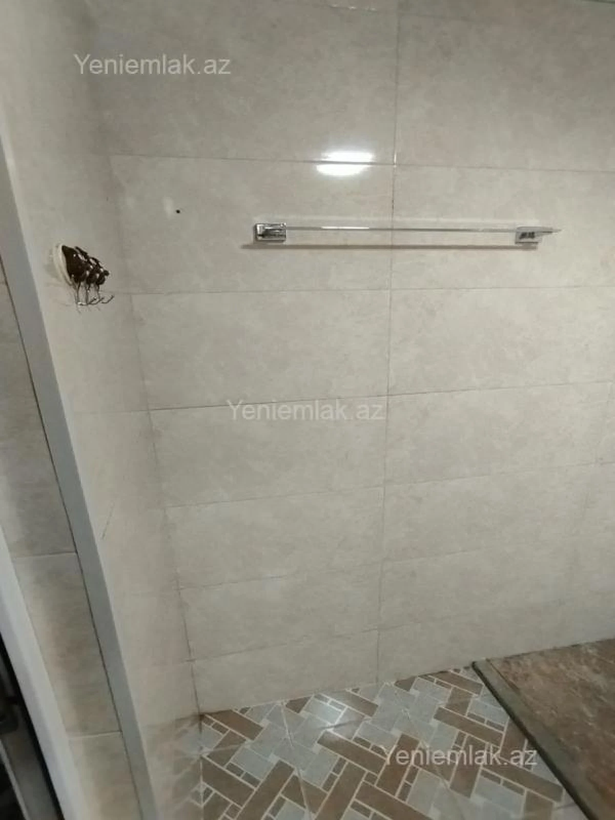 Satılır 3 otaqlı yeni tikili 70 m²