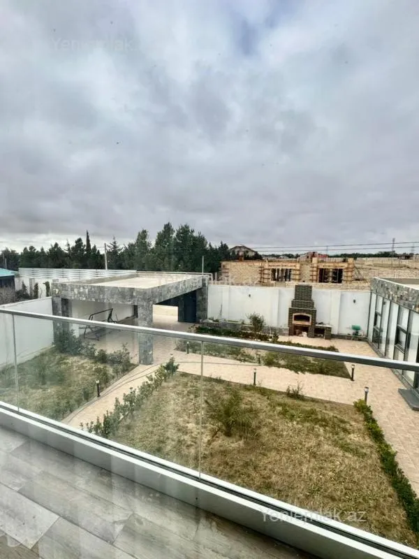 Satılır 4 otaqlı həyət evi 210 m²