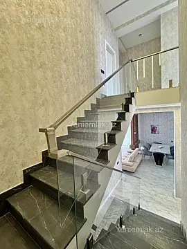 Satılır 4 otaqlı həyət evi 210 m²