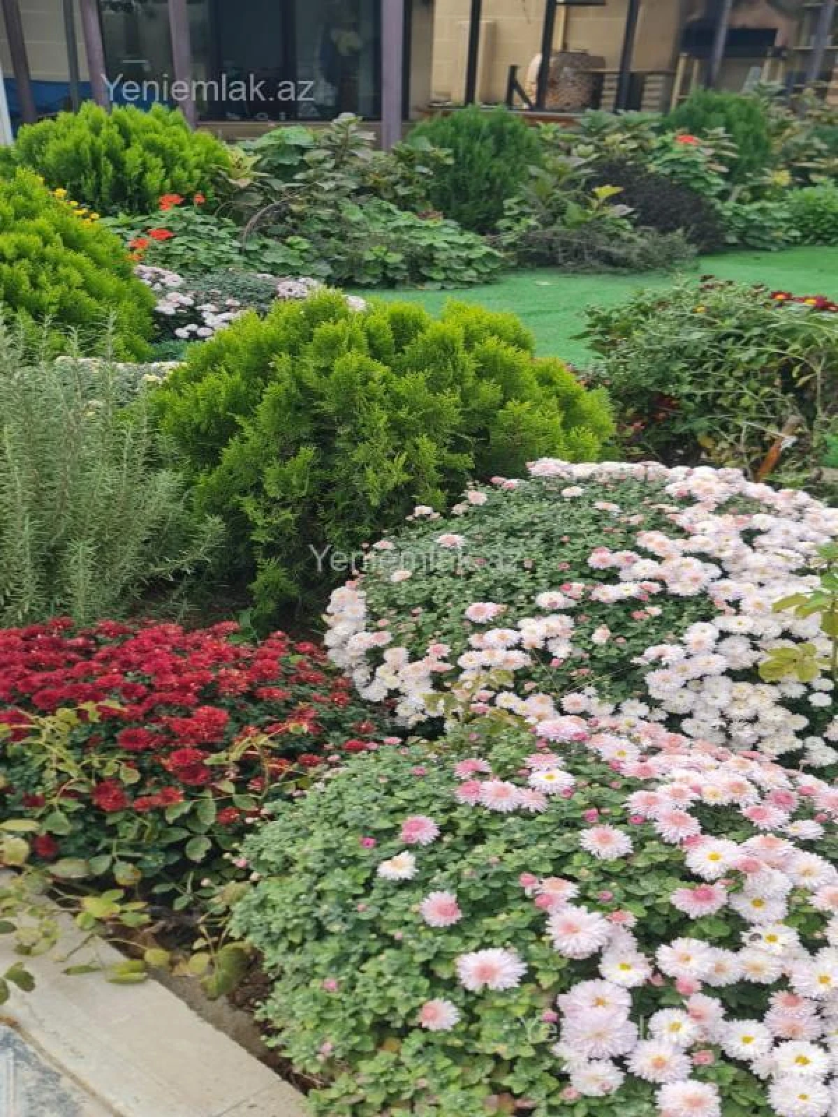 Satılır 6 otaqlı həyət evi 250 m²