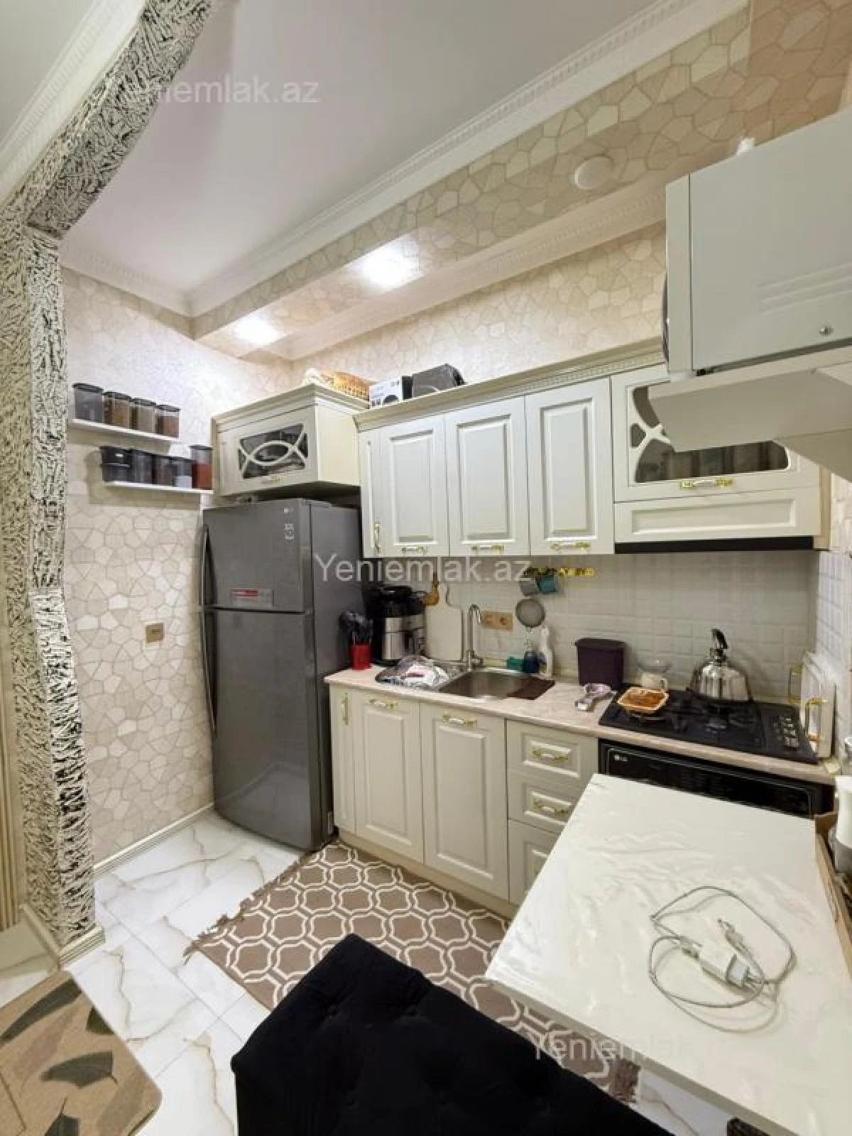 Satılır 3 otaqlı yeni tikili 65 m²