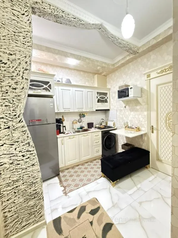 Satılır 3 otaqlı yeni tikili 65 m²