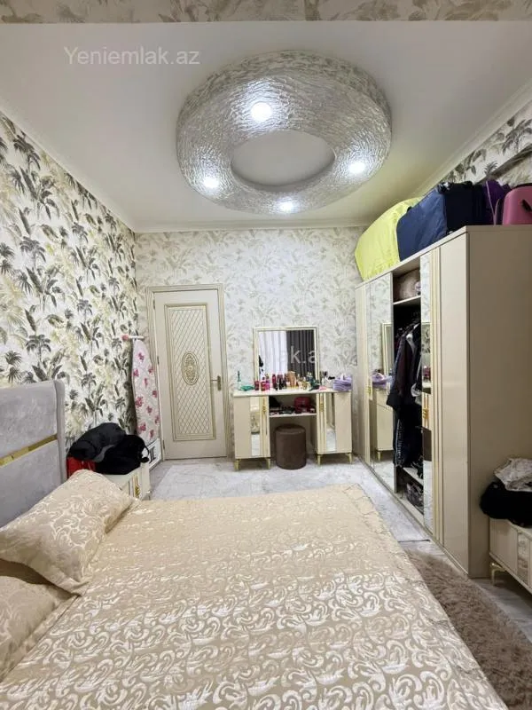 Satılır 3 otaqlı yeni tikili 65 m²