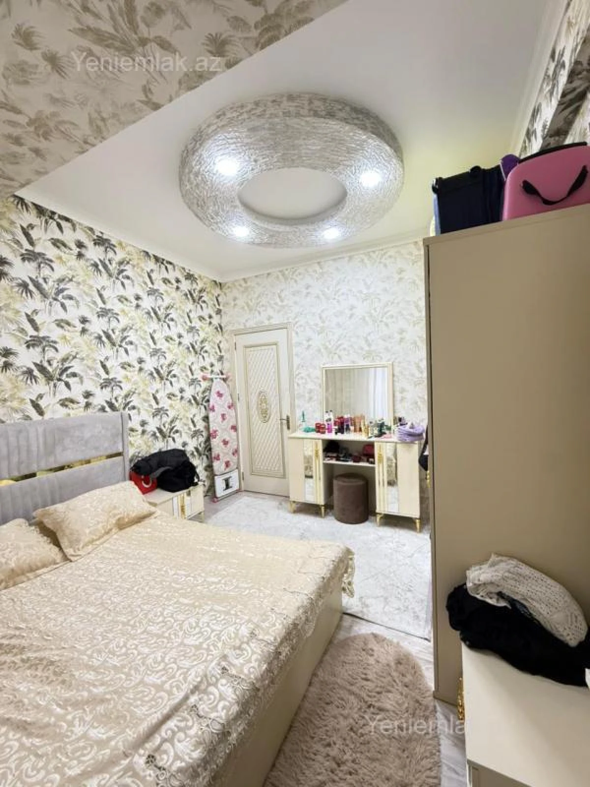 Satılır 3 otaqlı yeni tikili 65 m²