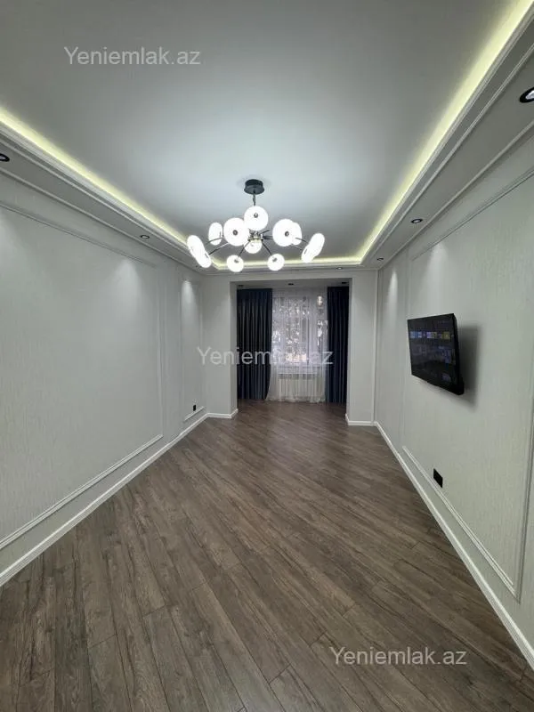 Satılır 3 otaqlı köhnə tikili 80 m²